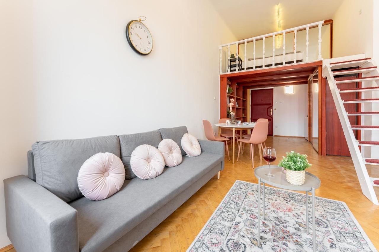 Elizabeth'S Treasure Deluxe Apartment Budapest Bagian luar foto