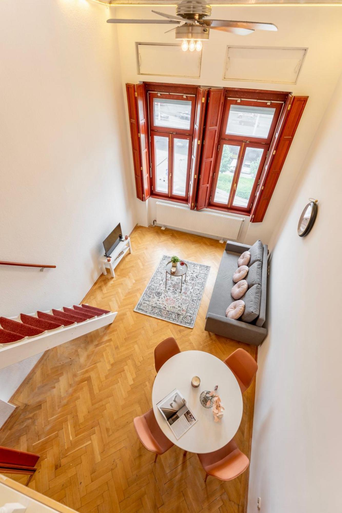 Elizabeth'S Treasure Deluxe Apartment Budapest Bagian luar foto